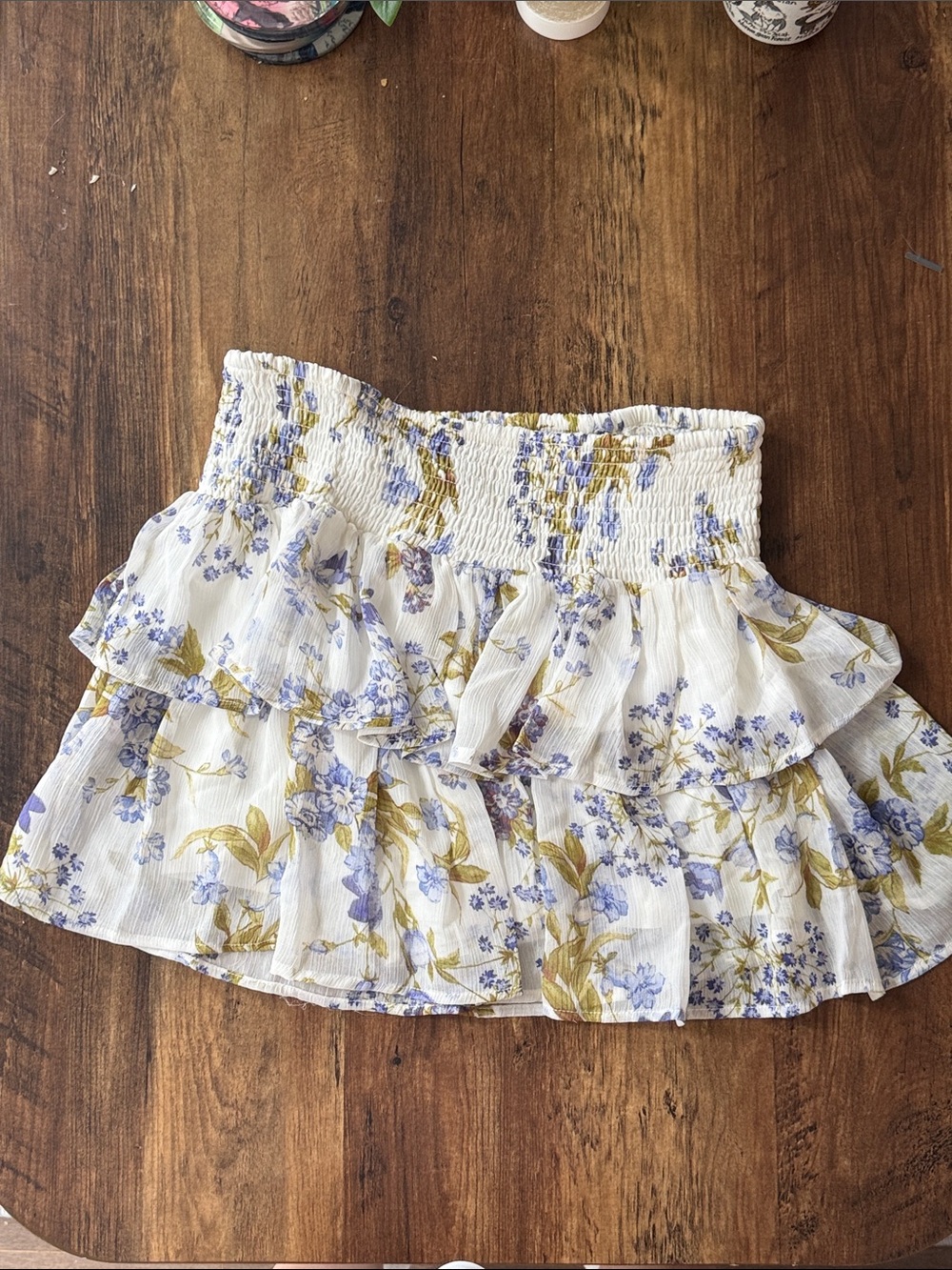 White Floral Skirt — Love Tree
